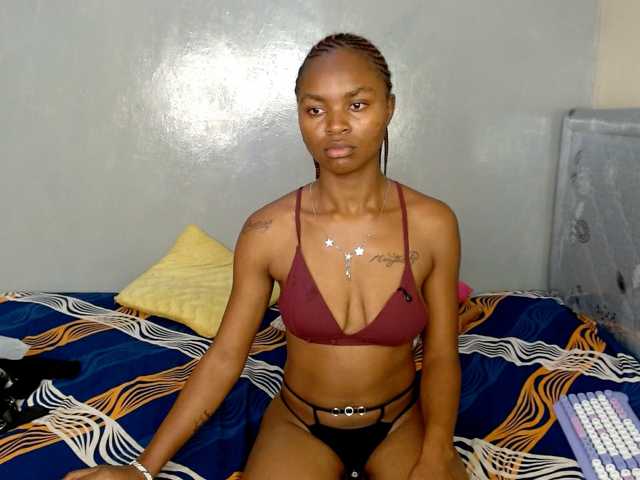 Zenno live cam on BongaCams