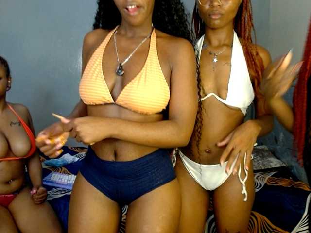 Zenno live cam on BongaCams