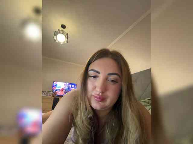 MeriWoulders Live Webcam on BongaCams
