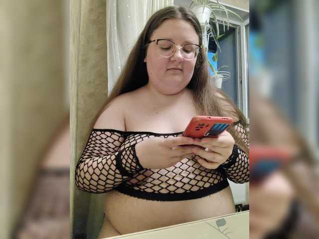 Karina-deva live cam on BongaCams