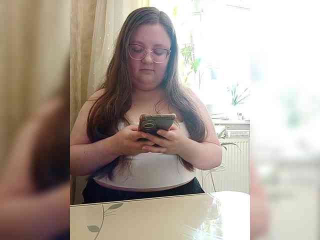 Karina-deva webcam
