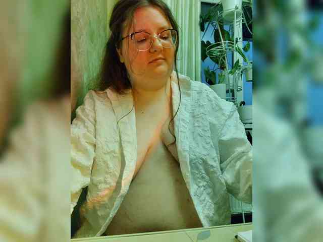 Karina-deva webcam