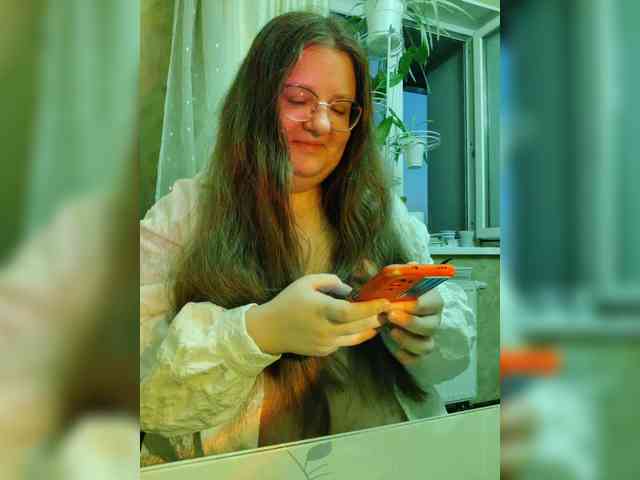 Karina-deva webcam