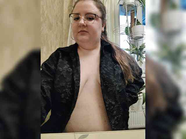 Karina-deva webcam