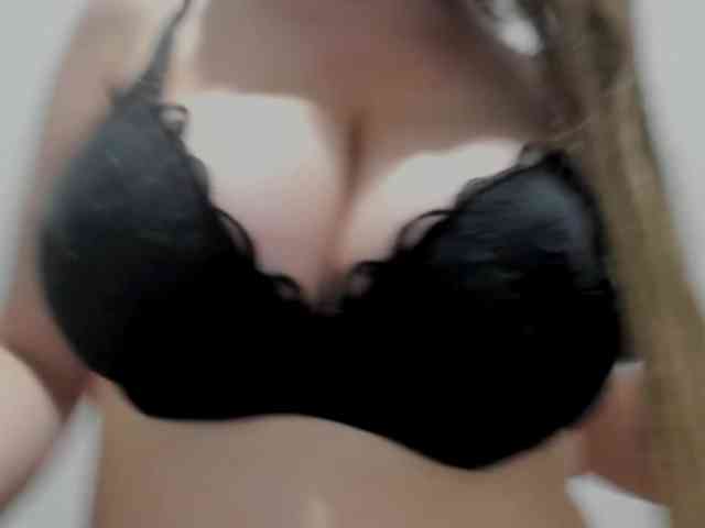 NikaKams webcam