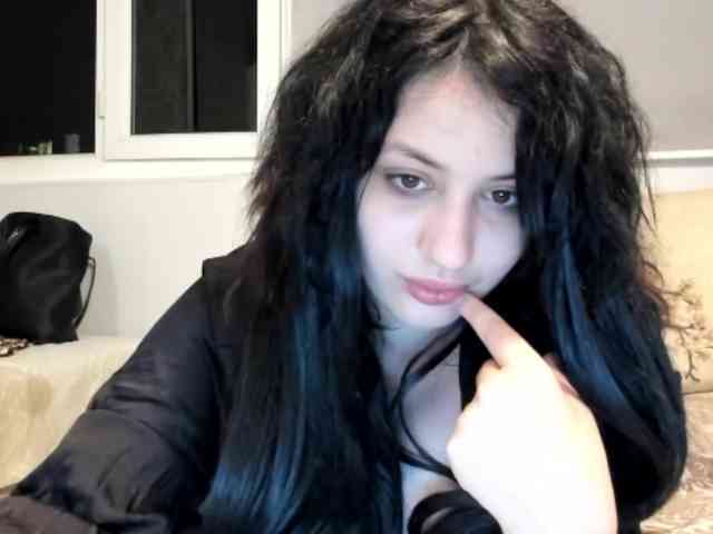 NikaKams webcam