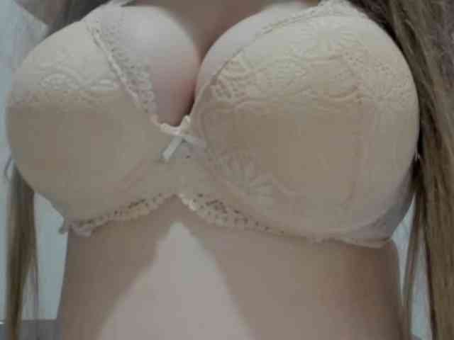 NikaKams webcam