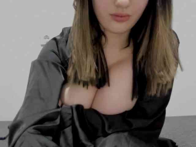 NikaKams webcam