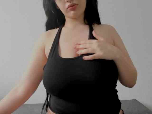 NikaKams webcam