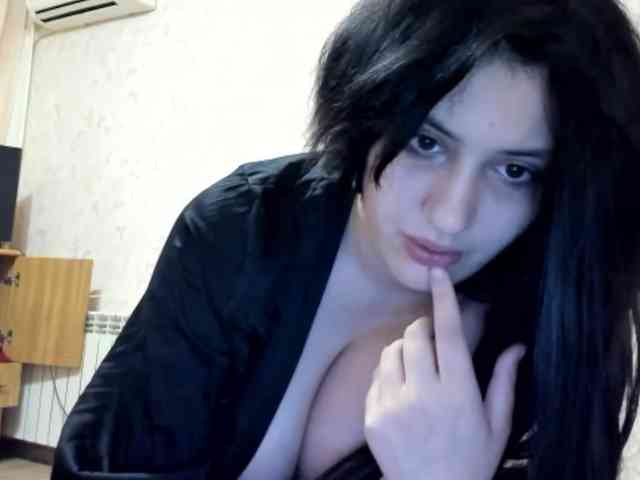 NikaKams webcam