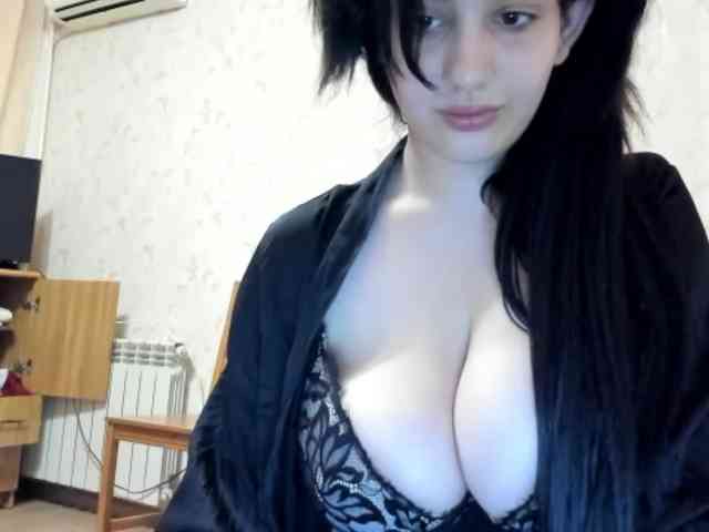 NikaKams webcam