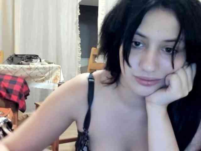 NikaKams webcam