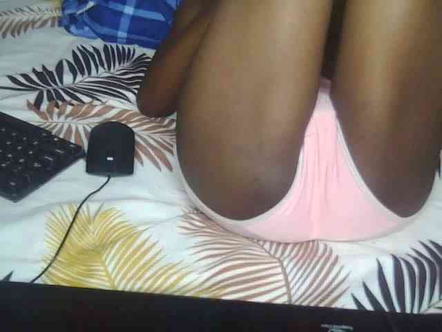 Sexxyarora webcam