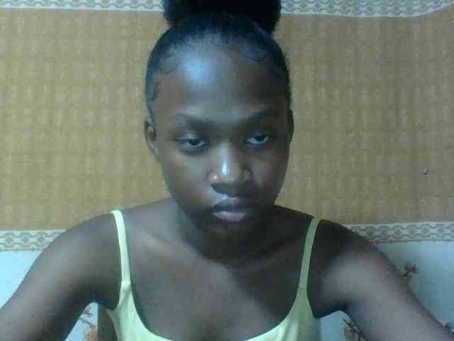 Andrea Live Webcam on BongaCams