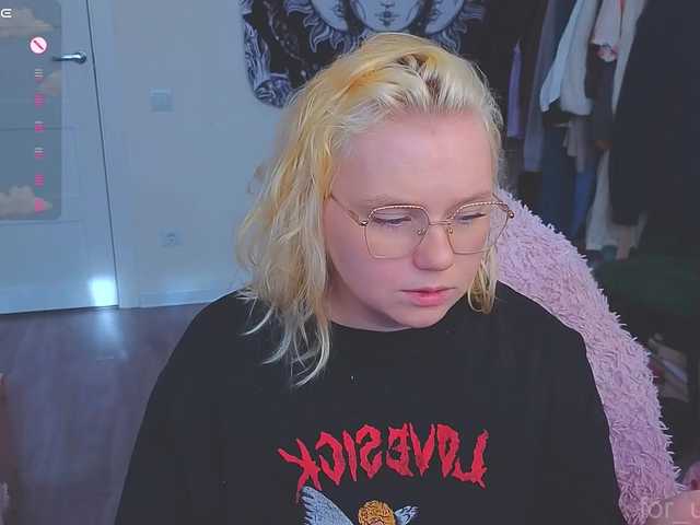 softifocus live cam on BongaCams