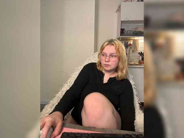 softifocus Live Webcam on BongaCams