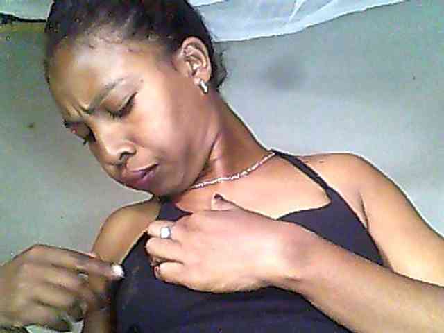 Roxane-1
