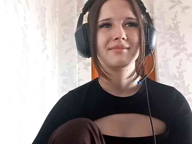 LucillaTienken webcam