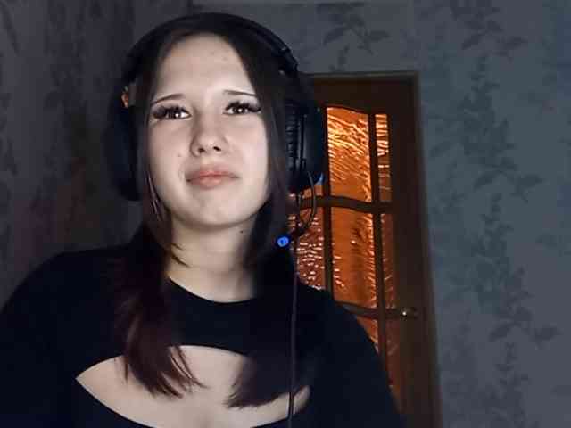 LucillaTienken webcam