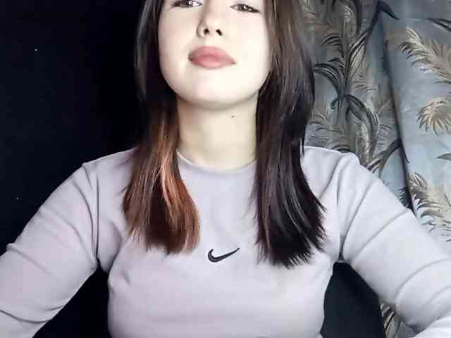 LucillaTienken webcam