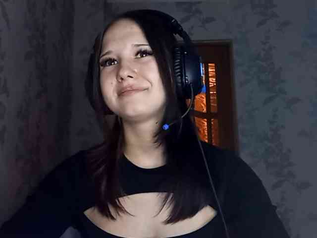 LucillaTienken webcam