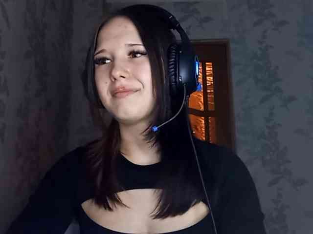 LucillaTienken webcam