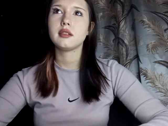 LucillaTienken webcam