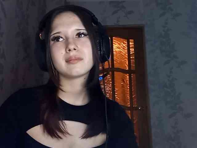 LucillaTienken webcam