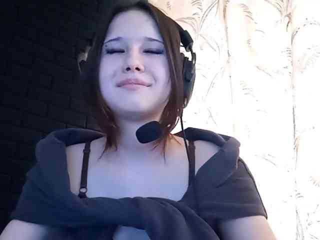 LucillaTienken webcam