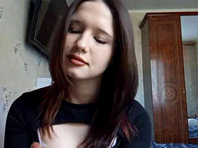 LucillaTienken webcam