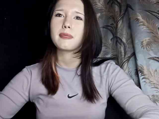 LucillaTienken webcam