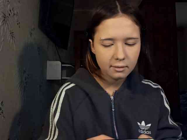 LucillaTienken Live Webcam on BongaCams