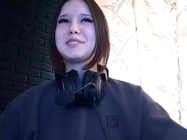 LucillaTienken webcam