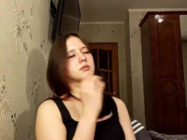 LucillaTienken webcam