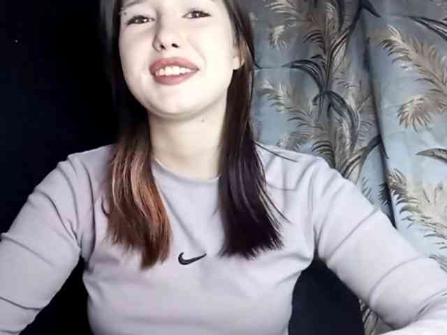 LucillaTienken webcam