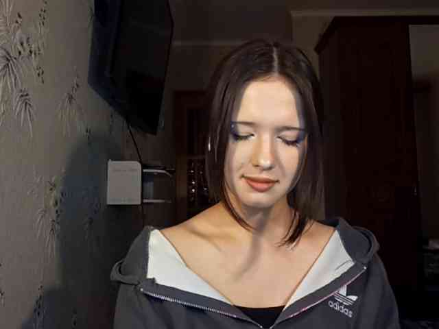 LucillaTienken webcam