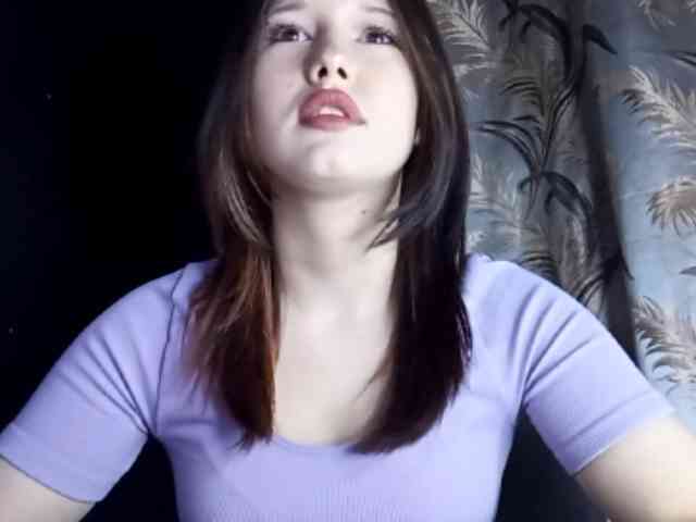 LucillaTienken webcam