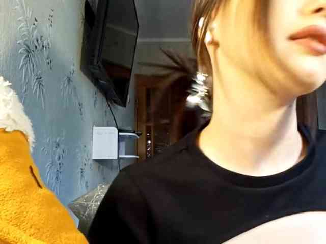 LucillaTienken webcam
