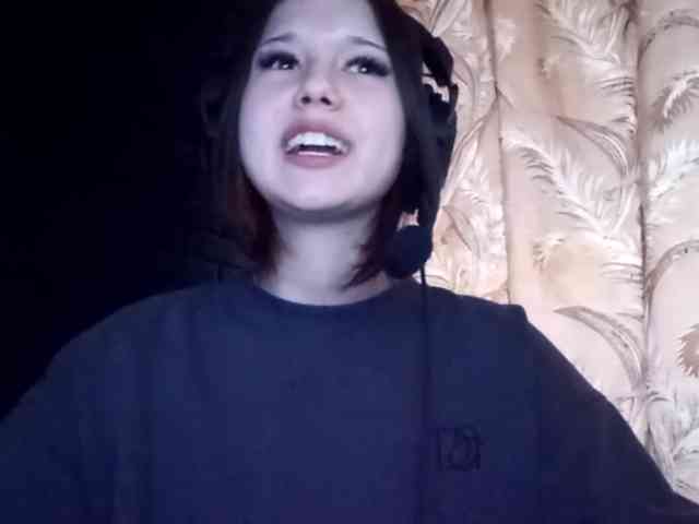 LucillaTienken webcam