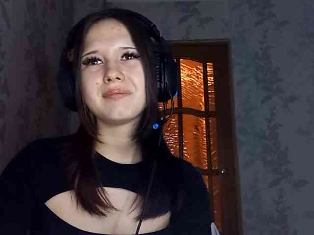 LucillaTienken webcam