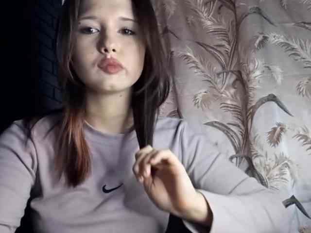 LucillaTienken webcam