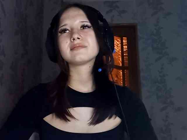 LucillaTienken webcam
