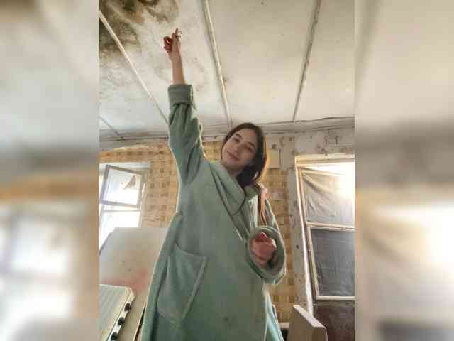 Модель: Laurie-Corny