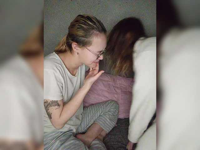 Sex chat gratuit in direct cu sweet-and-mint pe BongaCams