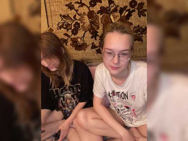 Sex chat gratuit in direct cu sweet-and-mint pe BongaCams