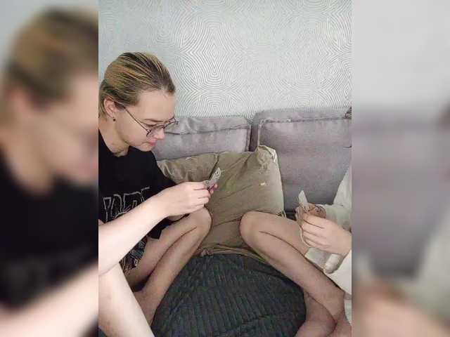 sweet-and-mint live cam on BongaCams