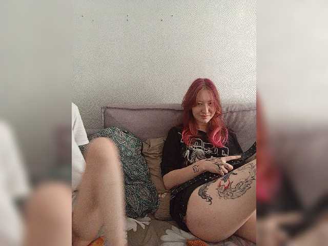sweet-and-mint live cam on BongaCams