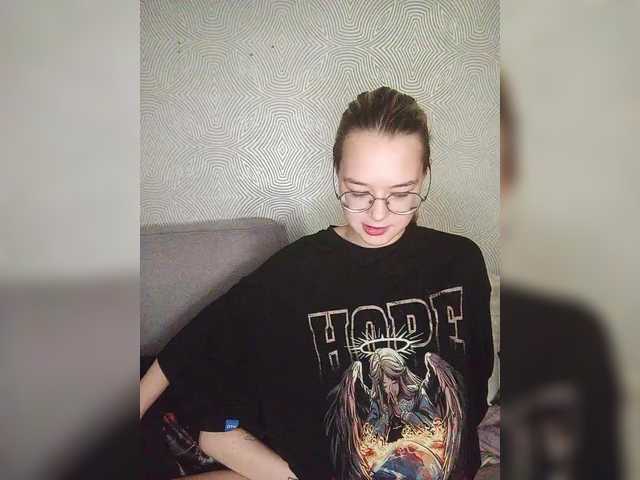 sweet-and-mint live cam on BongaCams