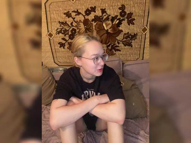 Sex chat gratuit in direct cu sweet-and-mint pe BongaCams
