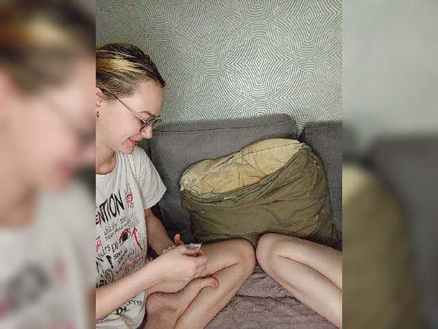 sweet-and-mint live cam on BongaCams